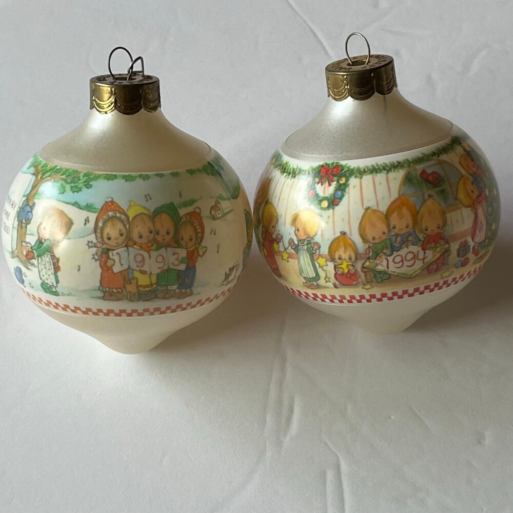 1993 & 1994 Hallmark Betsey's Country Christmas Glass Ornament Vintage Set